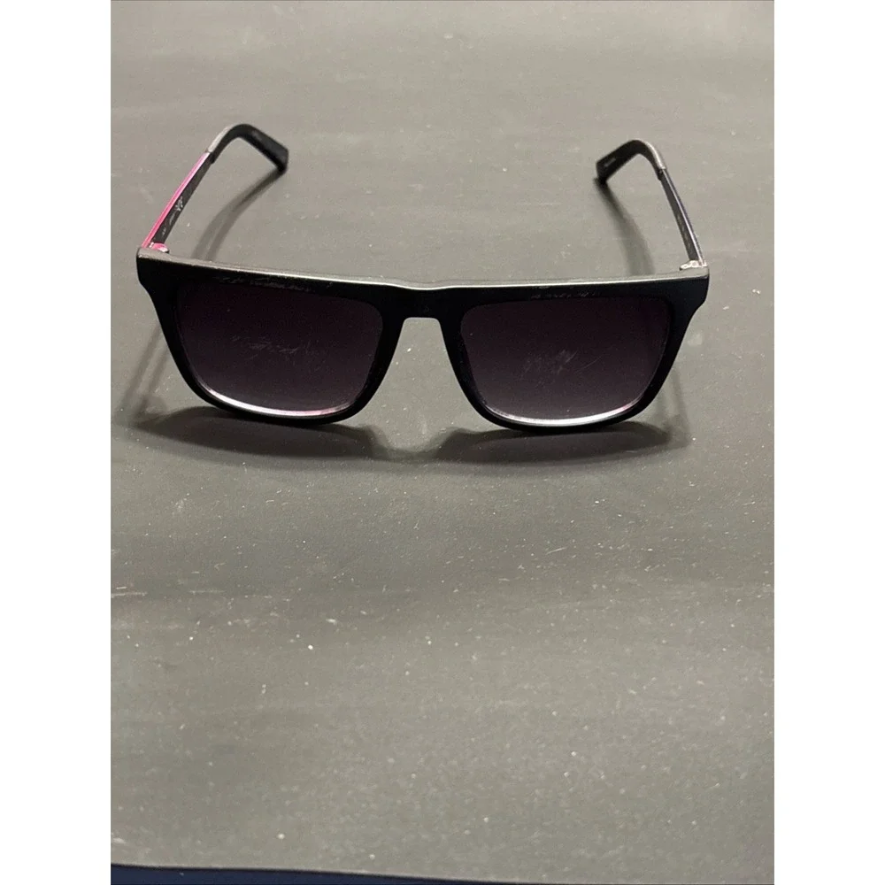 GUESS GF0176 02B Matte Black Rectangular Sunglasses 55-17-140 Gradient